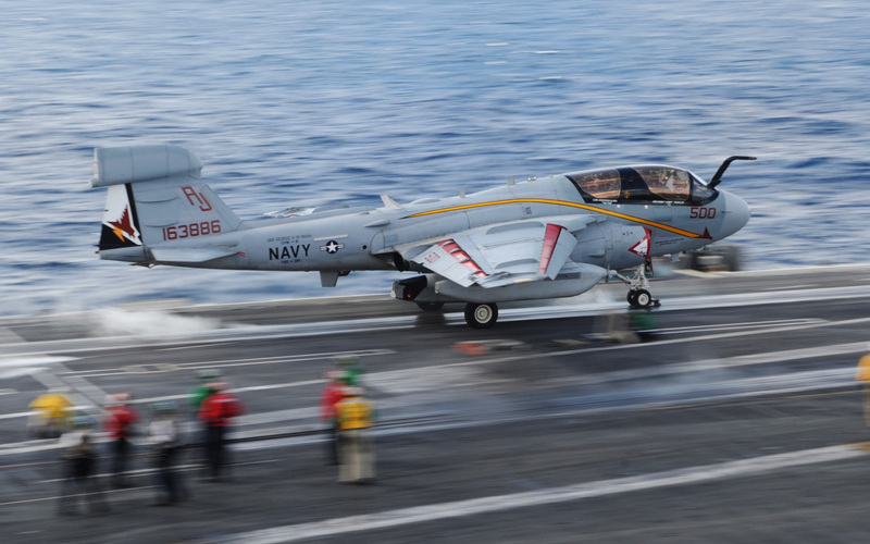 Illustration for article titled The Navy's EA-6B Prowler Completes Its Final Carrier Cruise